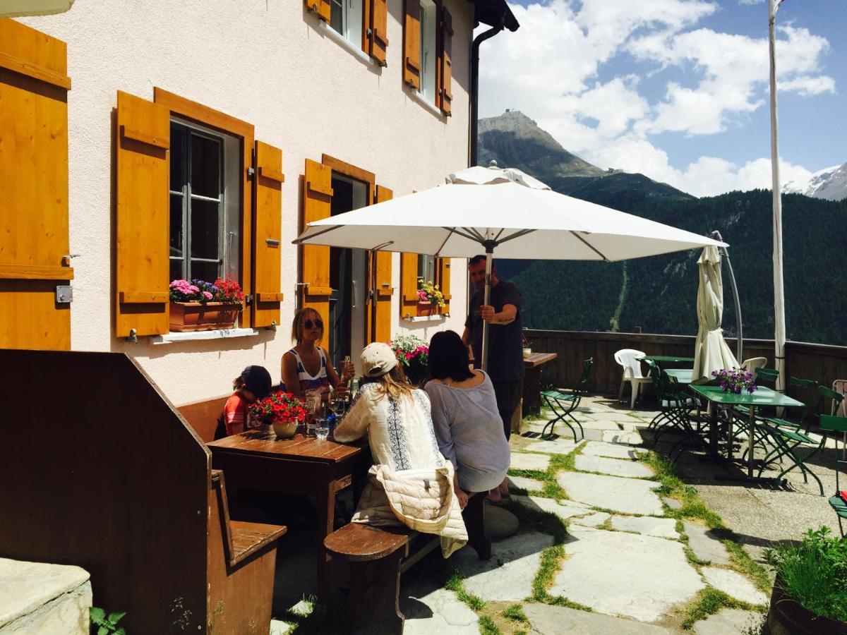 Edelweiss Mountain Guest House - 1 Hour Hike Up From Zermatt Station - On Hiking Trail - No Transport 외부 사진