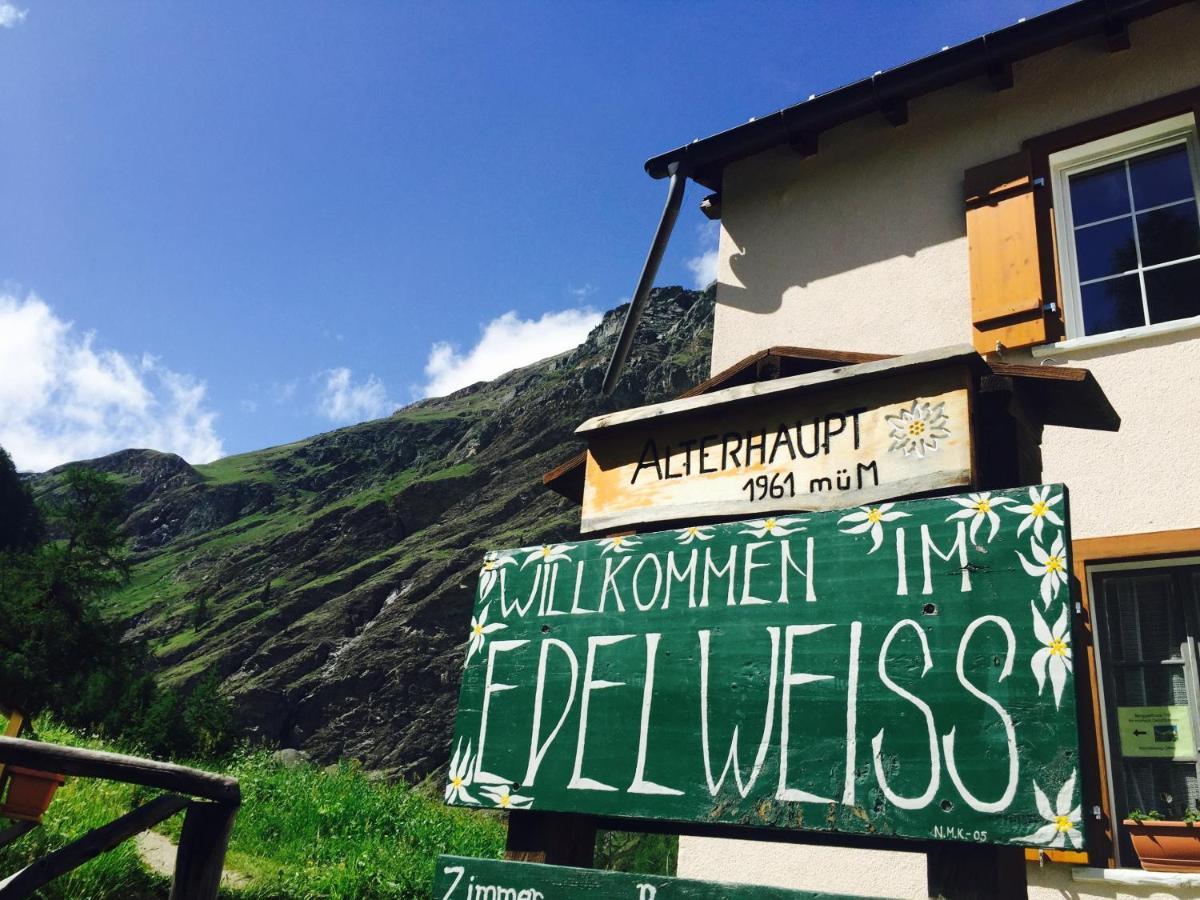 Edelweiss Mountain Guest House - 1 Hour Hike Up From Zermatt Station - On Hiking Trail - No Transport 외부 사진