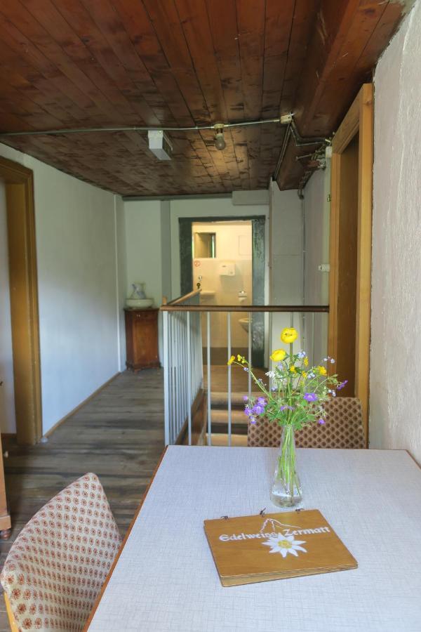 Edelweiss Mountain Guest House - 1 Hour Hike Up From Zermatt Station - On Hiking Trail - No Transport 외부 사진